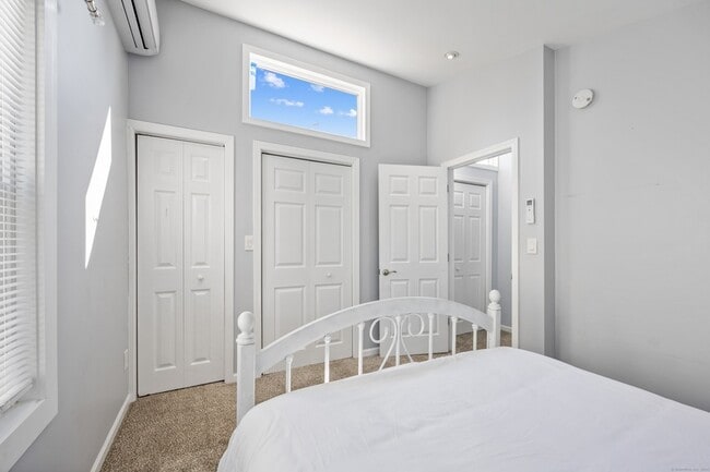 Building Photo - 28 Brookdale Ave