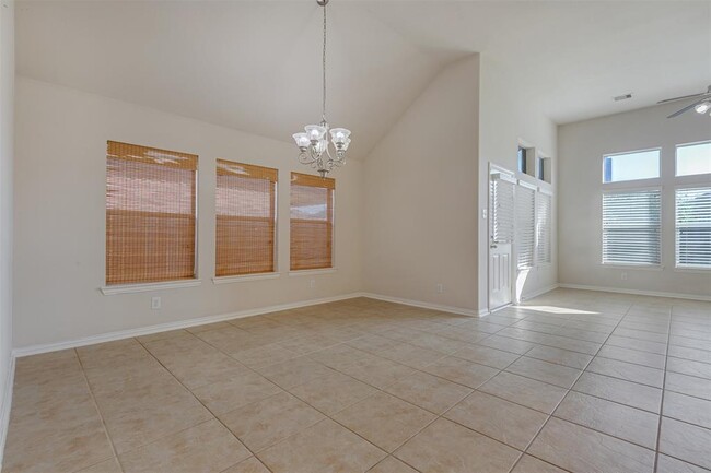 Building Photo - 2403 Snowy Egret Drive