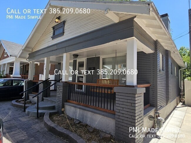 Building Photo - 512 Hawthorne Ave S