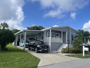 Building Photo - 4196 74th Pl N