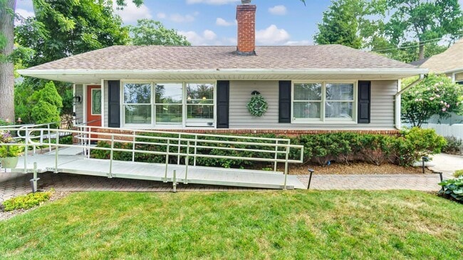 Primary Photo - 157 Beaver Dr