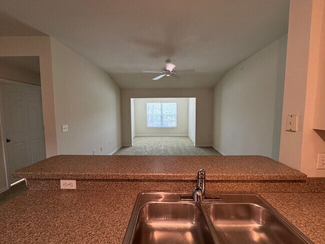 Building Photo - Cypress Fairways 1 Bedroom 1 Bath