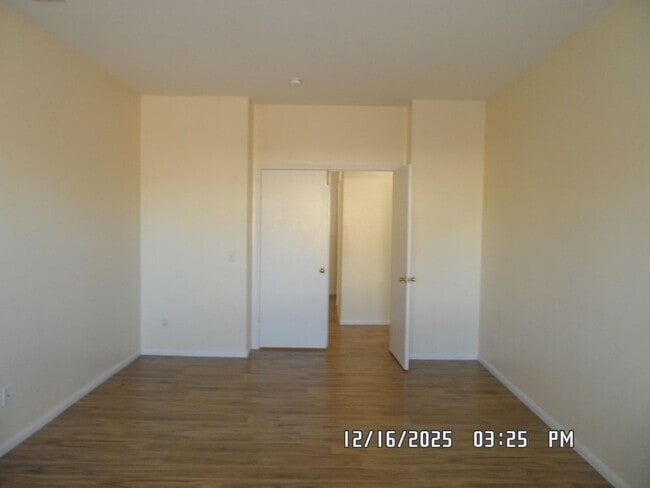 Building Photo - 4 Bedrooms, 2 Bathrooms, 3 Car Garage, 1899 sq. ft., Large Fenced, Front Yard Lawn, Near Schools ...