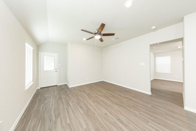 Building Photo - 15631 Buffalo Mdw Ct