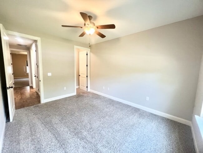 Building Photo - 113 Kailyn Ct