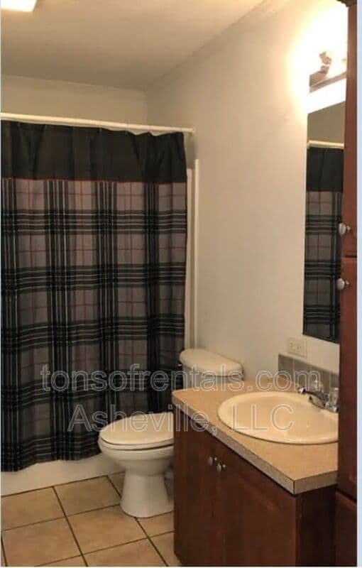 Building Photo - 89 Fickley Dr