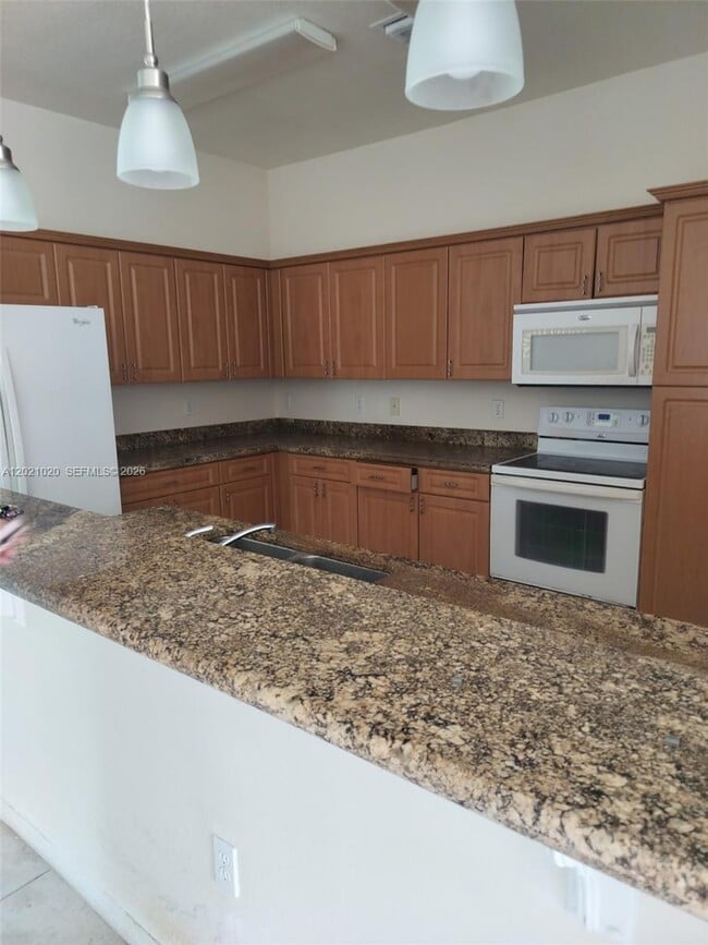 Building Photo - 2807 Augusta Dr
