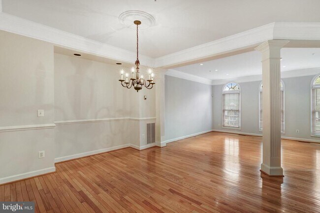 Building Photo - 709 Catts Tavern Dr