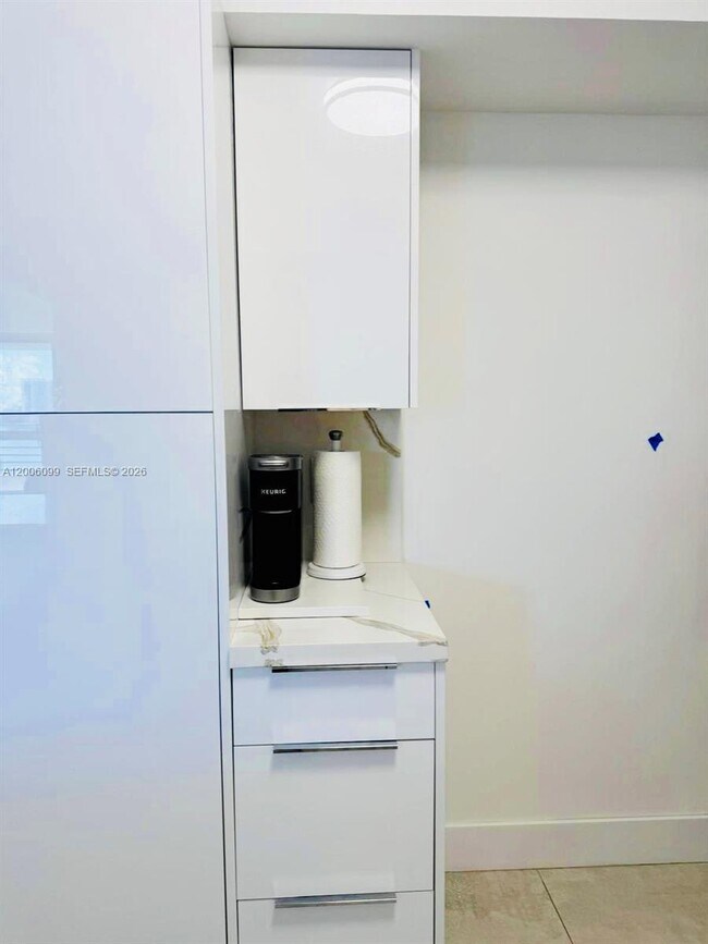 Building Photo - 19101 NE 36th Pl