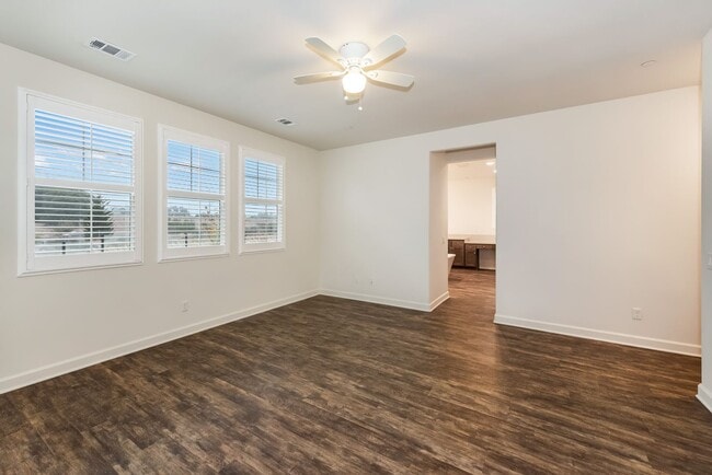 Building Photo - Village at Los Carneros 5 bdrm / 3 bth Home w/ 2-Car Garage and AC!