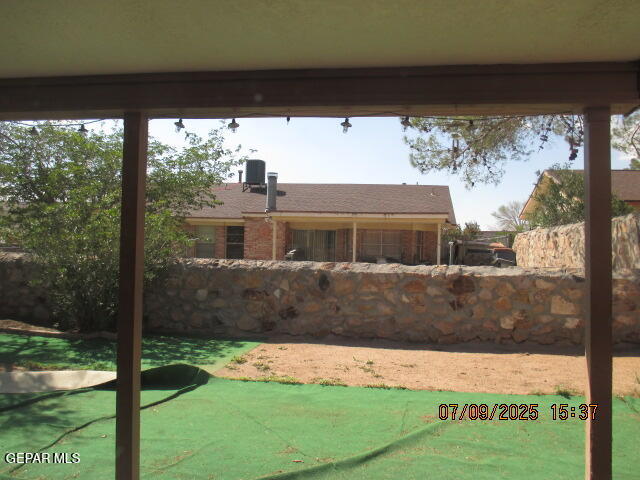 Building Photo - 231 Flynn Dr