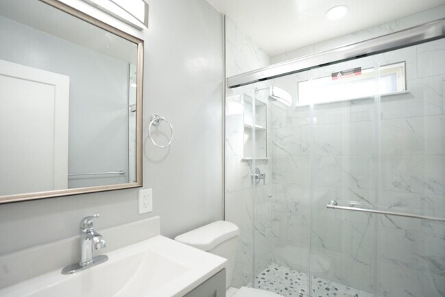 Building Photo - Charming Three Bedroom Westwood Napa Home