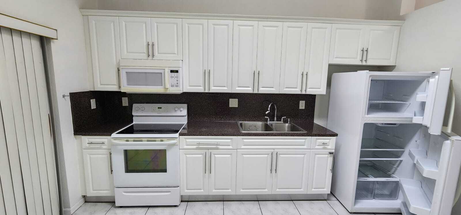 Building Photo - 6900 NW 179th St