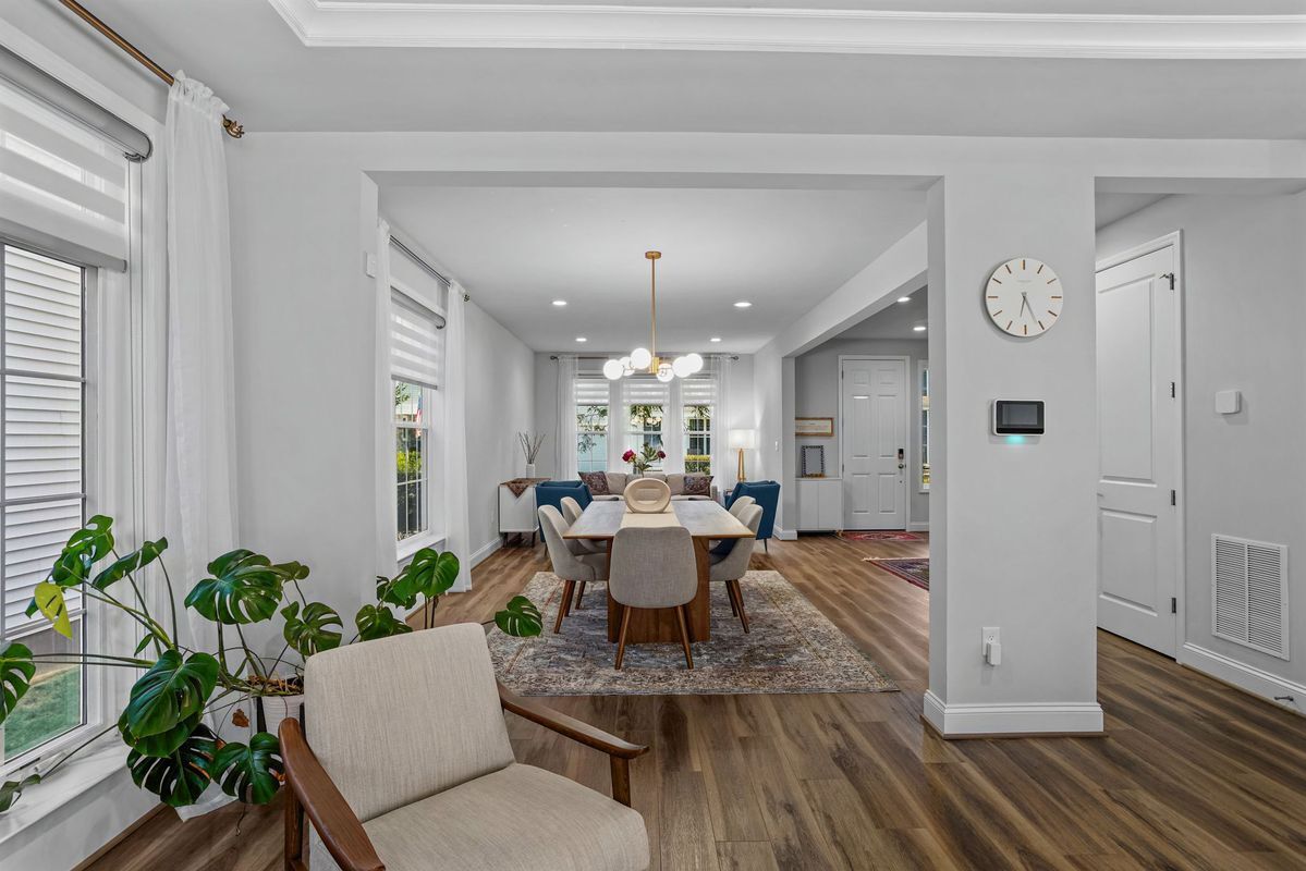 Building Photo - 709 Withers Pk Dr