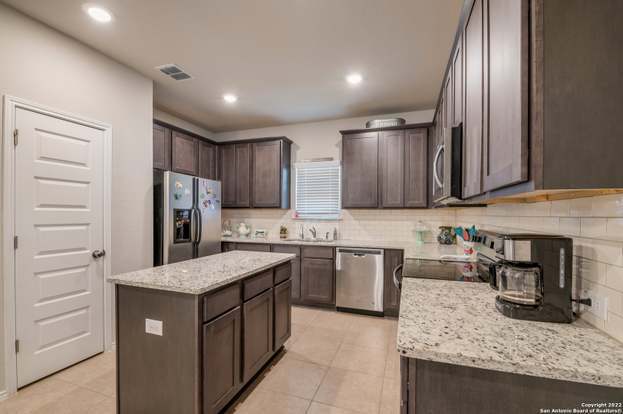 Building Photo - 10830 Fox Trot Way