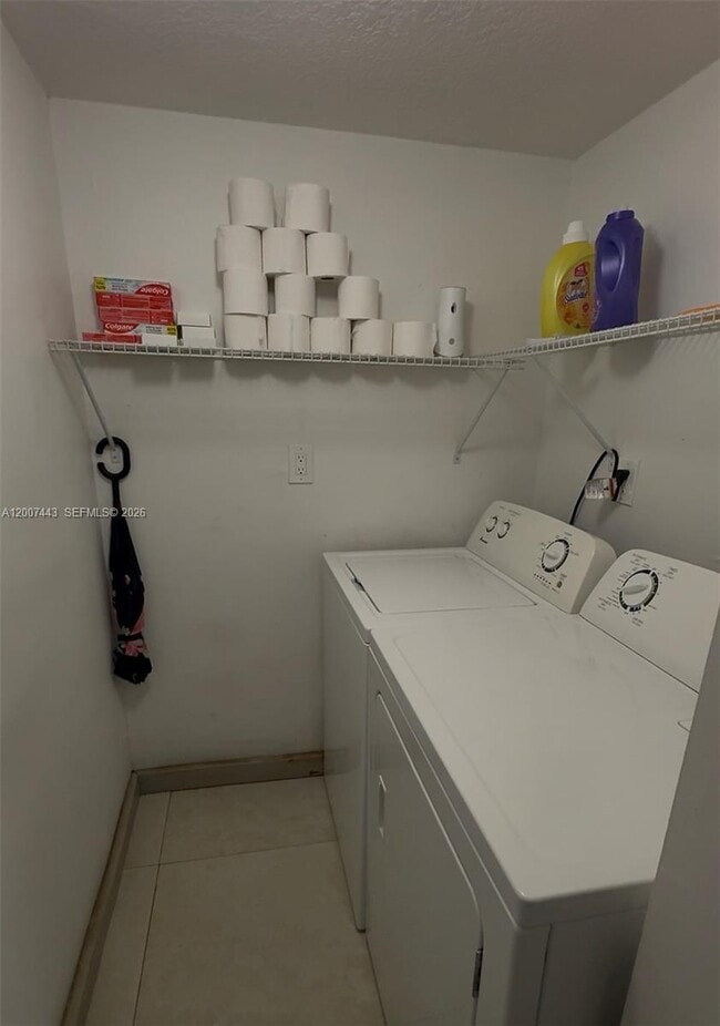 Building Photo - 7931 W 29th Ln