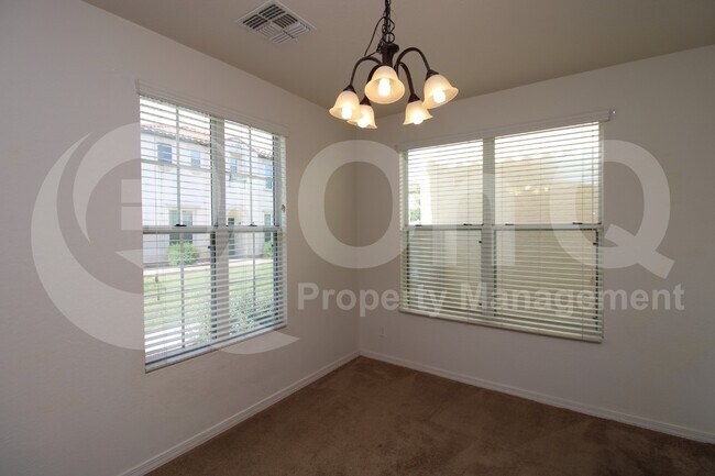 Building Photo - 3939 E Edna Dr