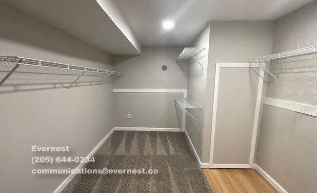 Building Photo - 3623 Bolamo Dr