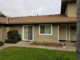 Building Photo - 7632 Amazon Dr