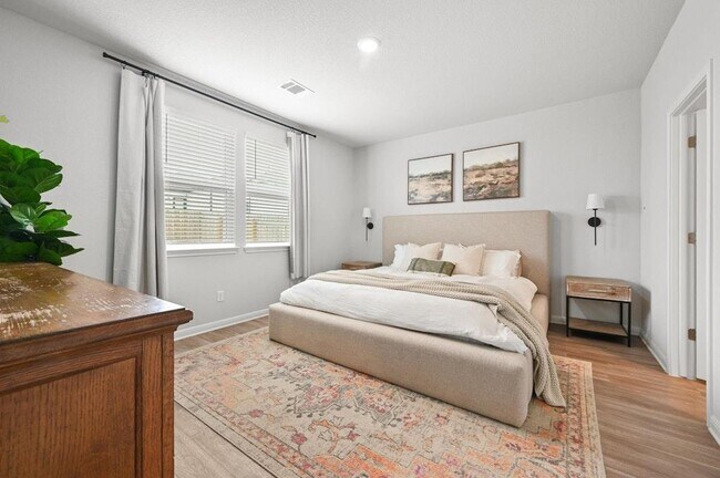 Building Photo - 13309 Silver Blazer Dr