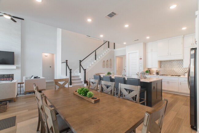 Building Photo - 8030 Allston Vlg Trl