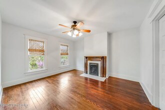 Building Photo - 1131 Everett Ave