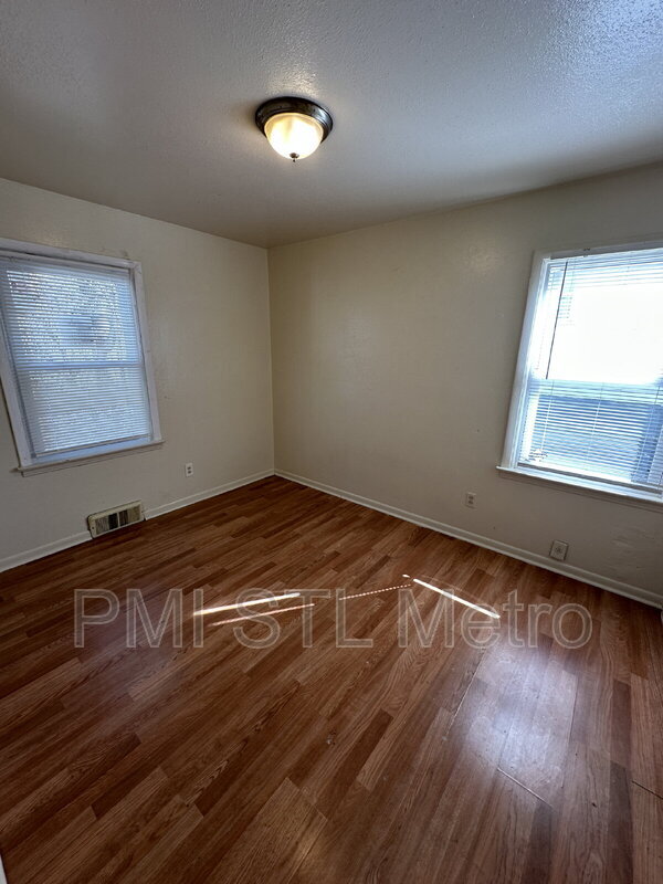 Building Photo - 4026 Belfore Dr