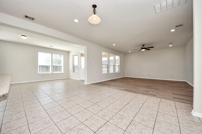 Building Photo - 24123 Adobe Ridge Ln