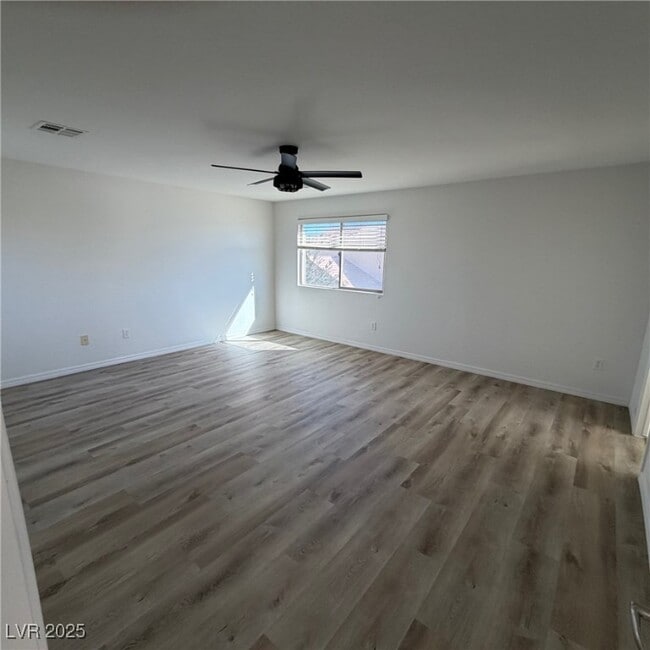 Building Photo - 6842 Feral Dove St