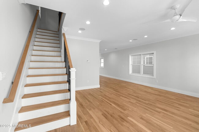 Building Photo - 53 Miller St