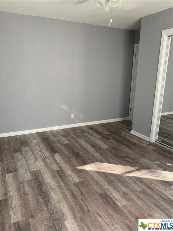 Building Photo - 615 Melrose St