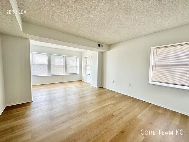 Primary Photo - 3225 Harrison St