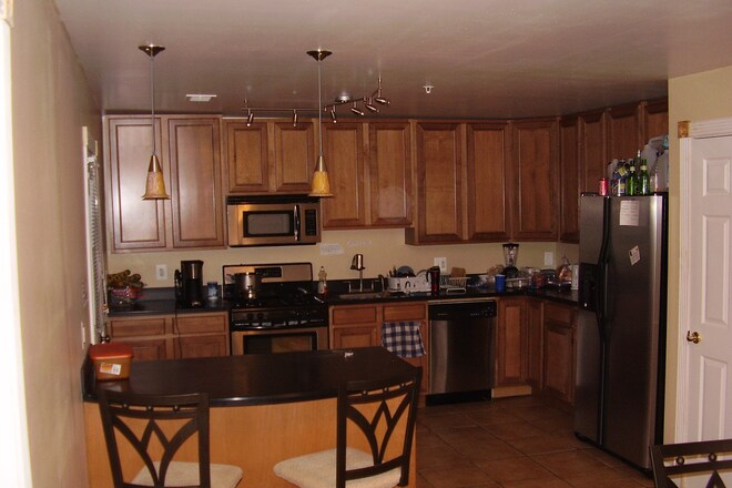 Building Photo - 5006 Cherokee St