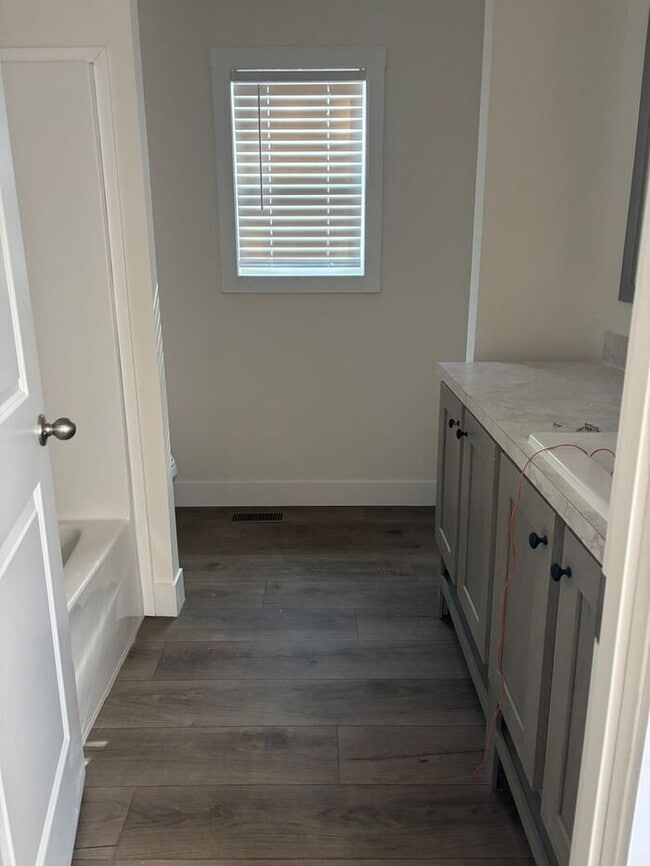 Building Photo - 2683 Cameron Hill Rd