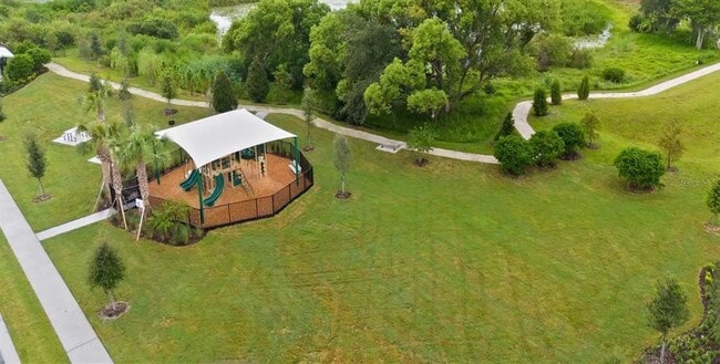 Building Photo - 268 Summer Pne St