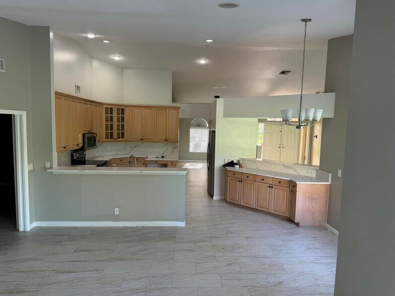 Building Photo - 4863 Chardonnay Dr