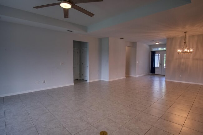 Building Photo - 85557 Red Knot Way