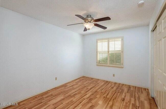 Building Photo - 6564 Brisa Del Mar Dr