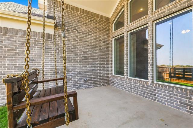 Building Photo - 1104 Stallion Ln