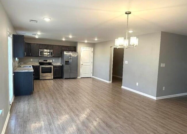 Building Photo - 2601 Hailey Rose Way