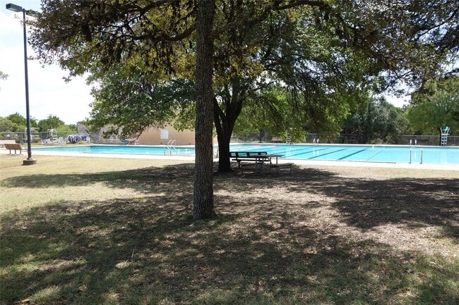 Building Photo - 1416 Cardinal Hill Dr