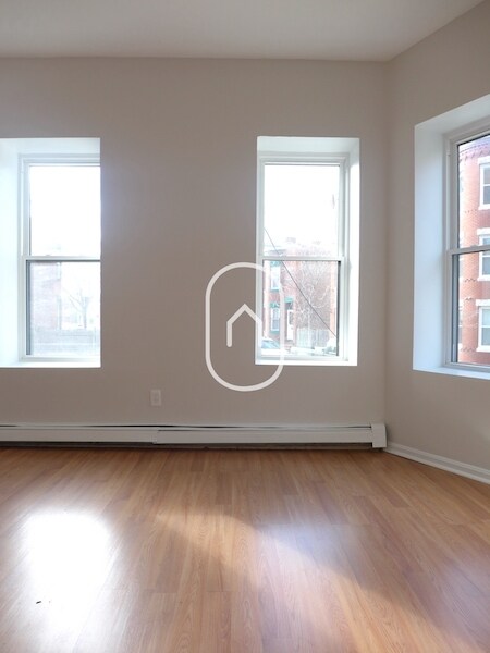 Building Photo - 41 Cunard St