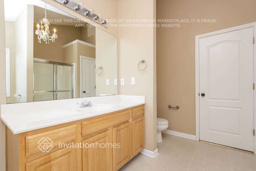 Building Photo - 6582 Grand Hickory Dr