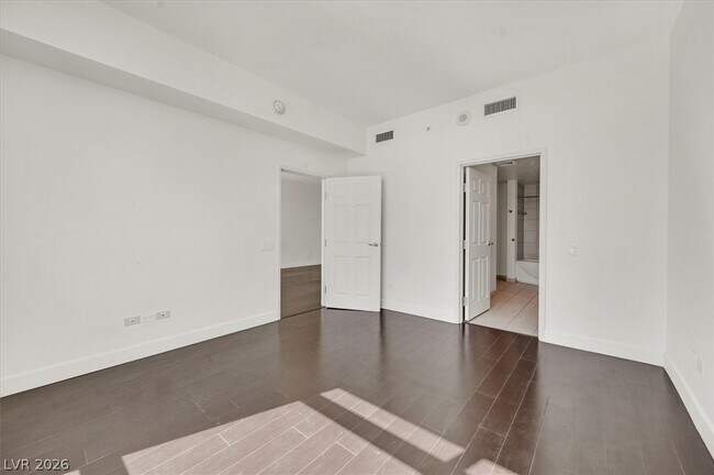 Building Photo - 200 W Sahara Ave