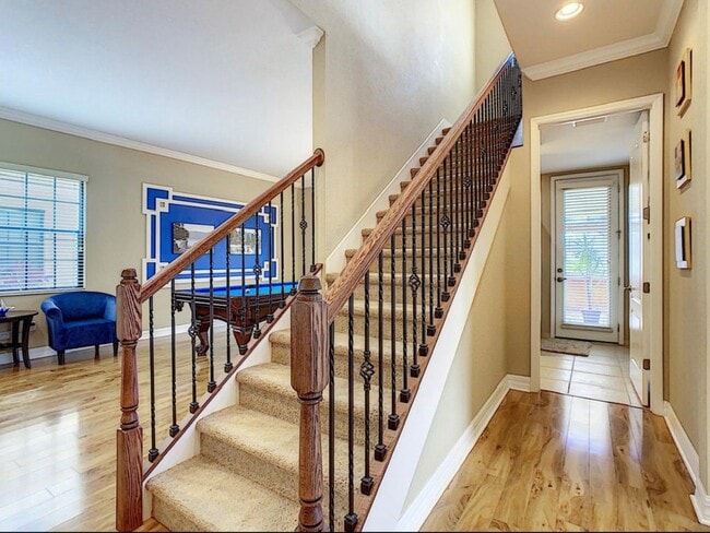 Building Photo - Luxury Living in Woodland Lakes Preserve: Fully-Furnished