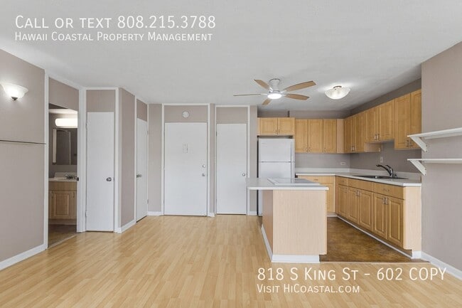 Building Photo - 818 S King St