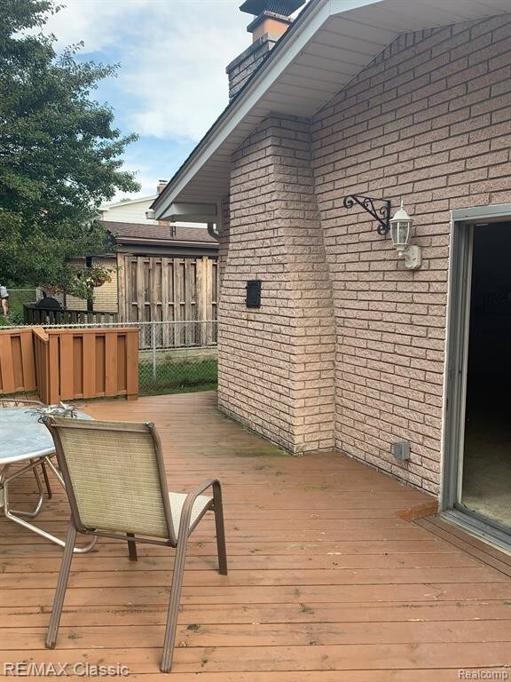 Building Photo - 43056 Devon Ln