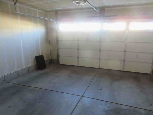Building Photo - 2327 W 900 S