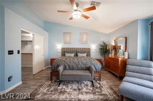 Building Photo - Gorgeous 3 Bedroom Remodeled Near Summerlin