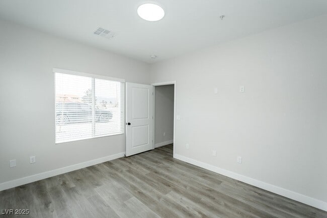 Building Photo - 1140 Sixshooter Ave